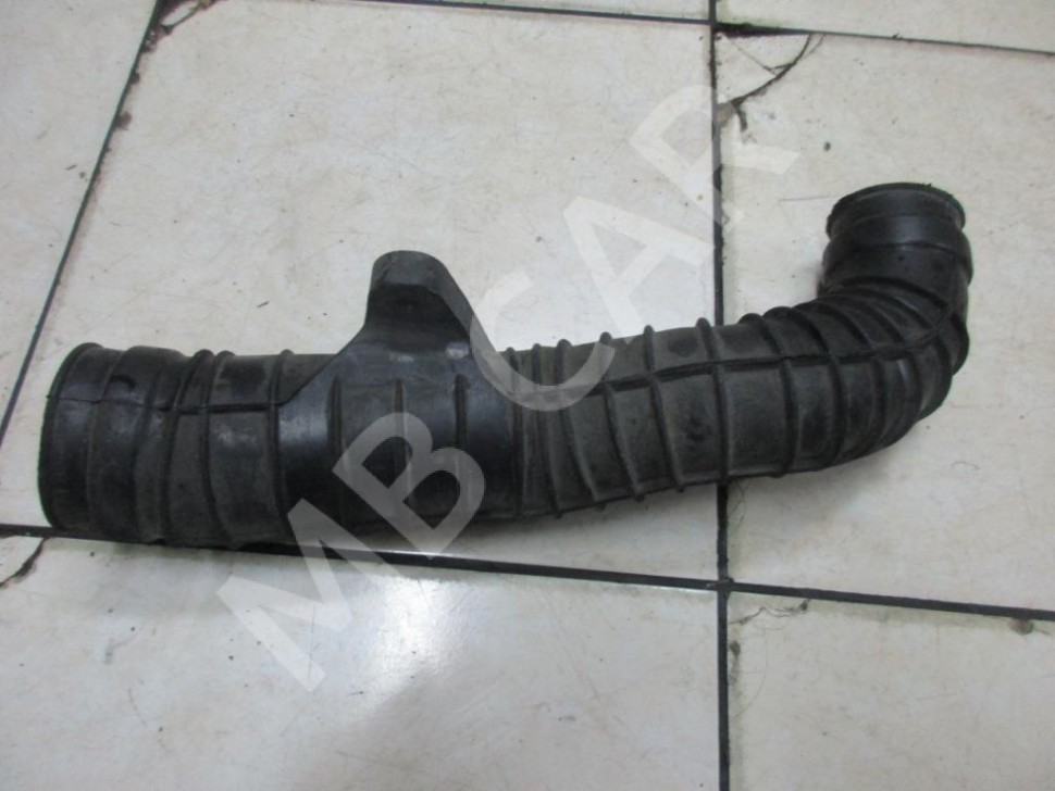 Патрубок турбины MERCEDES-BENZ Vito W638 (1996 - 2003) фото 1 &mdash; Разборка Мерседес