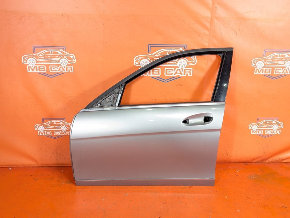 Дверь передняя левая MERCEDES-BENZ C-класс W204/S204/С204 рестайлинг (2011 - 2015) C 180 1.6 7G-Tronic (156 л.с.) фото 1 &mdash; Разборка Мерседес