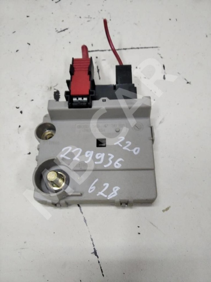 Блок предохранителей MERCEDES-BENZ S-класс W220 рестайлинг (2002 - 2005) фото 1 &mdash; Разборка Мерседес