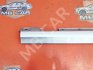 Порог пластиковый правый MERCEDES-BENZ C-класс W204/S204 (2006 - 2011) — Разборка Мерседес