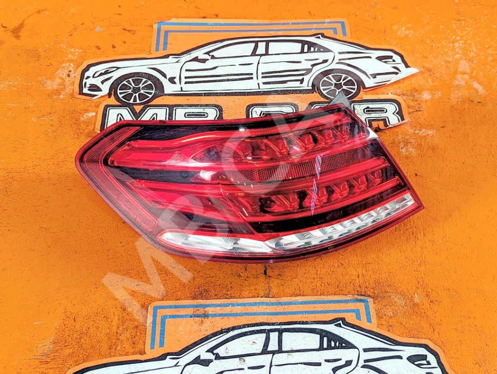 Фонарь задний левый MERCEDES-BENZ E-класс W212/S212/C207/A207 рестайлинг (2013 - 2016) фото 1 &mdash; Разборка Мерседес