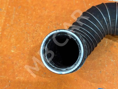 Патрубок интеркулера MERCEDES-BENZ C-класс W203/S203/CL203 (2000 - 2004) — Разборка Мерседес