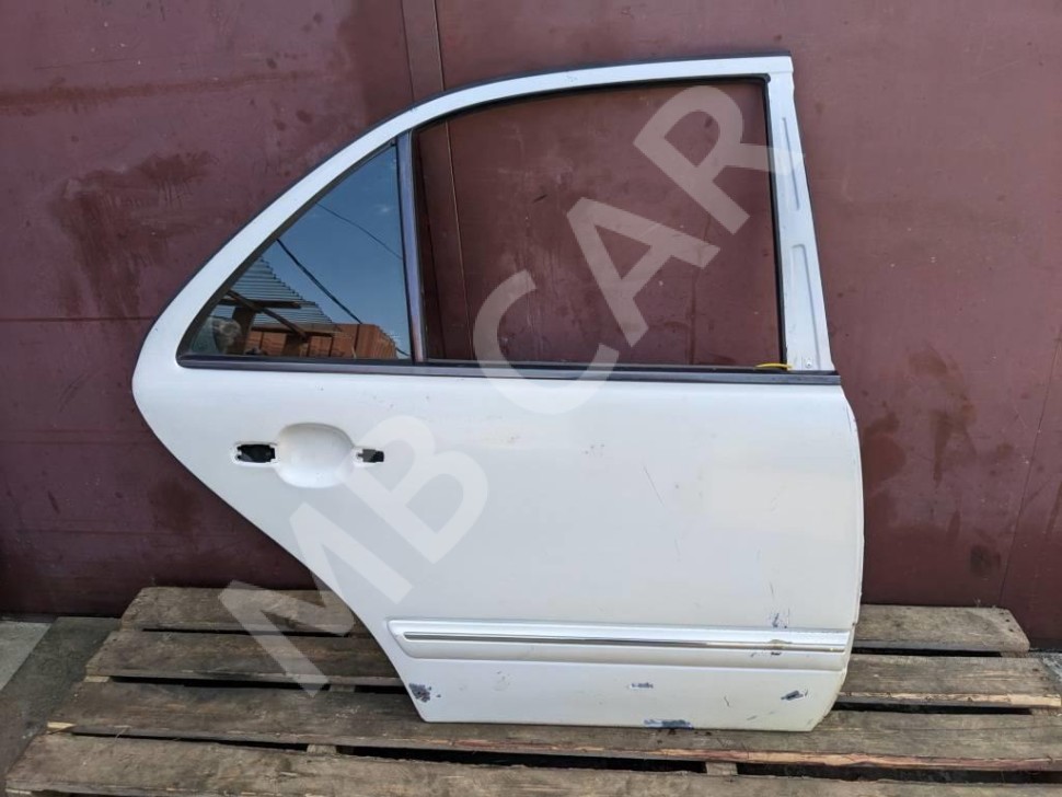 Дверь задняя правая MERCEDES-BENZ E-класс W210/S210 (1995 - 1999) фото 1 — Разборка Мерседес