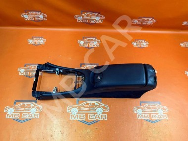 Подлокотник MERCEDES-BENZ CLK-класс C209/W209 (2002 - 2005) — Разборка Мерседес