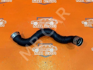 Патрубок интеркулера MERCEDES-BENZ A-класс W176 (2012 - 2015) — Разборка Мерседес