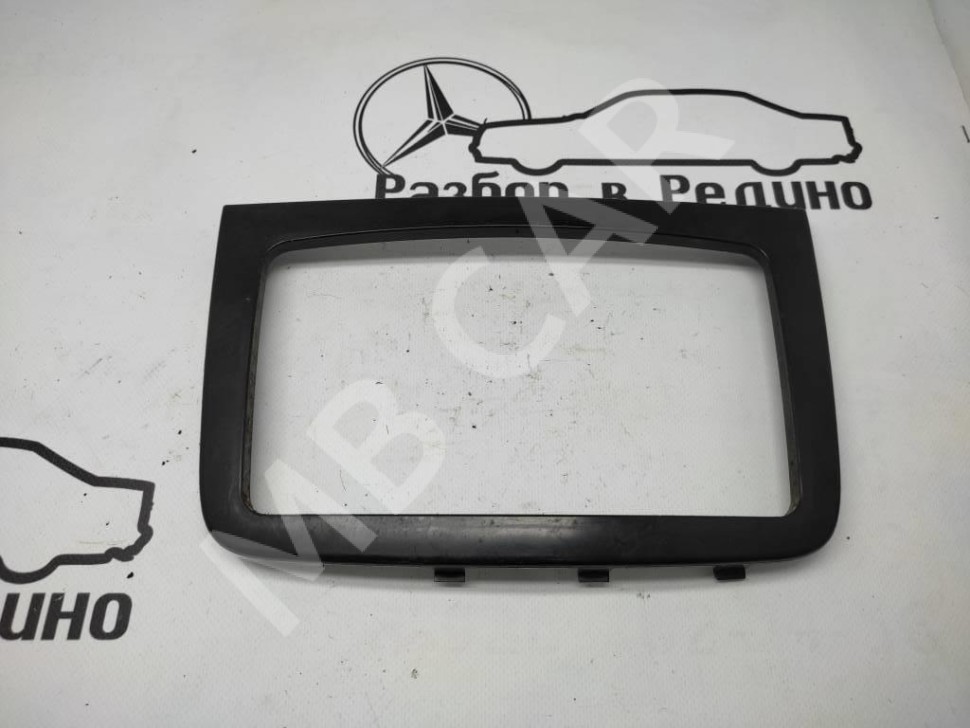 Рамка команда MERCEDES-BENZ V-класс W639 (2003 - 2014) фото 1 — Разборка Мерседес