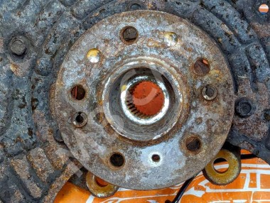 Кулак поворотный передний левый MERCEDES-BENZ R-класс W251 (2005 - 2007) — Разборка Мерседес