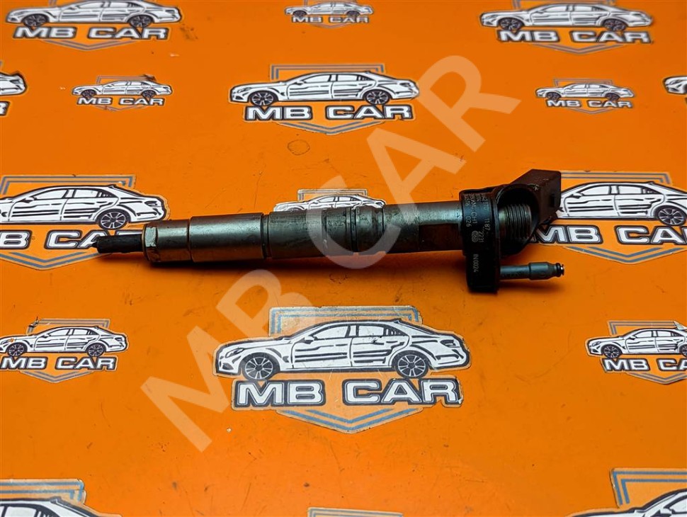 Форсунка ДИЗЕЛЬ MERCEDES-BENZ X-класс I (2017 - 2020) фото 1 — Разборка Мерседес