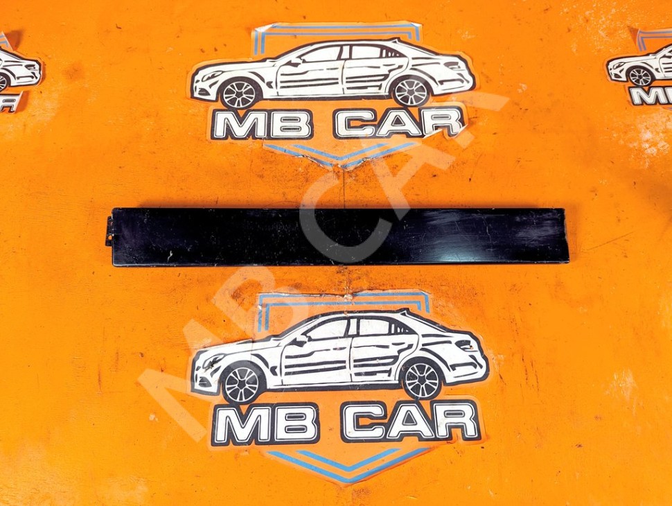 Крышка шины сдвижной двери MERCEDES-BENZ VANEO W414 (2001 - 2005) фото 1 &mdash; Разборка Мерседес