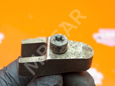 Кронштейн крепления форсунок MERCEDES-BENZ M-класс W163 рестайлинг (2001 - 2005) &mdash; Разборка Мерседес