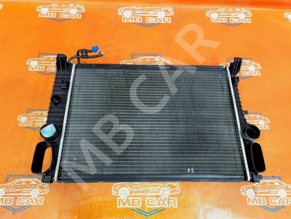 Радиатор MERCEDES-BENZ E-класс W211/S211 (2002 - 2006) фото 1 — Разборка Мерседес