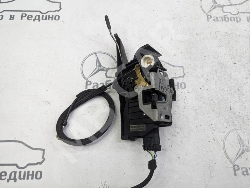 Замок двери передней правой MERCEDES-BENZ M-класс W163 рестайлинг (2001 - 2005) фото 1 — Разборка Мерседес