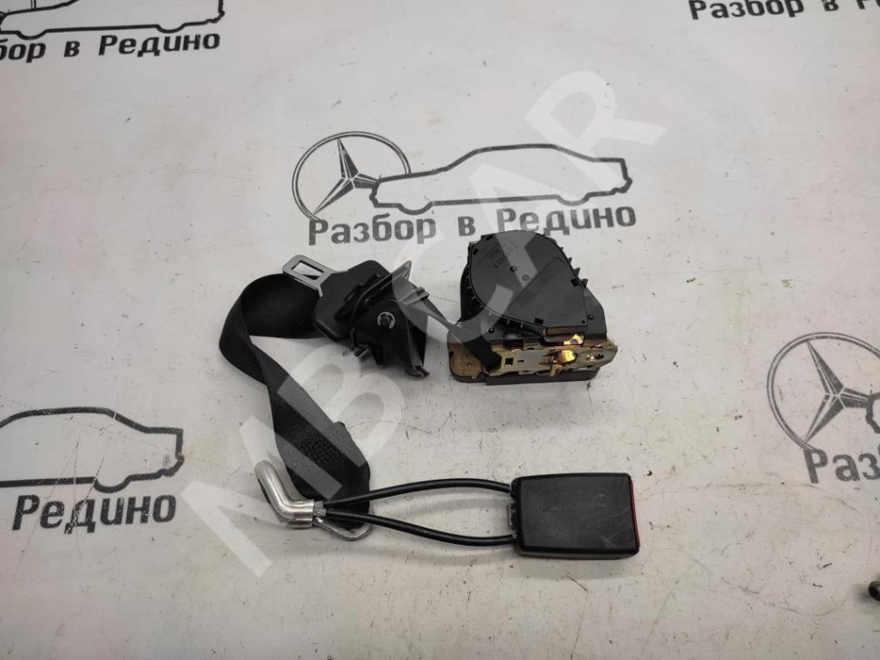 Ремень безопасности задний центральный MERCEDES-BENZ S-класс W220 (1998 - 2005) фото 1 — Разборка Мерседес