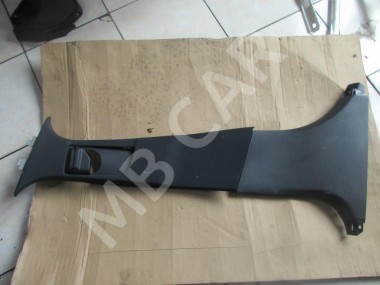 Накладка средней стойки MERCEDES-BENZ C-класс W205/S205/C205/A205 (2014 - 2018) — Разборка Мерседес