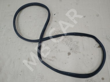 Уплотнитель дверного проема ( на кузове ) MERCEDES-BENZ C-класс AMG W205/S205/C205/A205 (2014 - 2018) — Разборка Мерседес