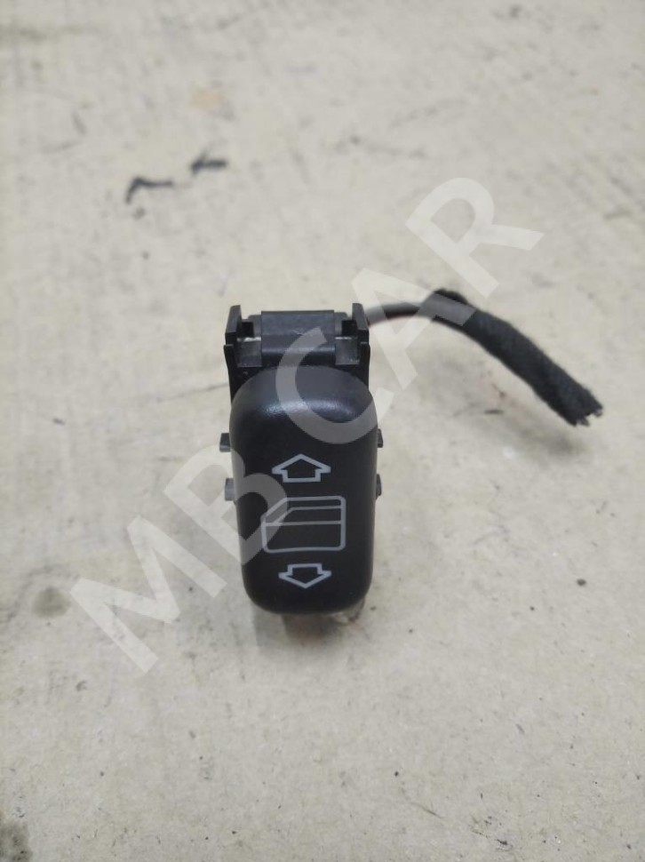 Кнопка стеклоподъемников MERCEDES-BENZ E-класс W210/S210 рестайлинг (1999 - 2003) фото 1 — Разборка Мерседес