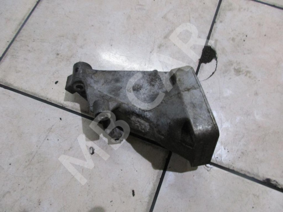 Лапа левая MERCEDES-BENZ E-класс W211/S211 (2002 - 2006) фото 1 — Разборка Мерседес