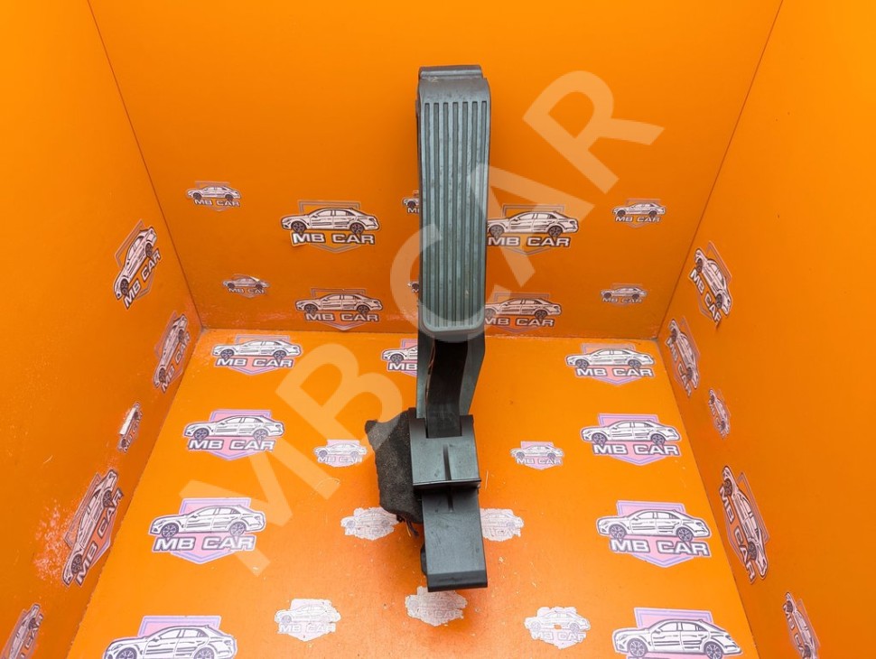 Педаль газа электронная MERCEDES-BENZ E-класс W211/S211 (2002 - 2006) фото 1 &mdash; Разборка Мерседес