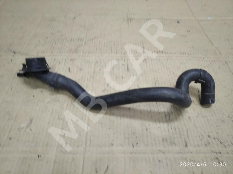 Патрубок ОЖ MERCEDES-BENZ S-класс W220 (1998 - 2005) фото 1 — Разборка Мерседес