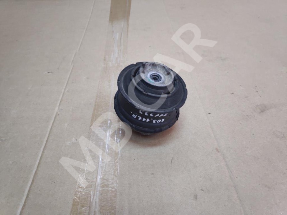 Опора двигателя MERCEDES-BENZ C-класс W203/S203/CL203 (2000 - 2004) фото 1 — Разборка Мерседес
