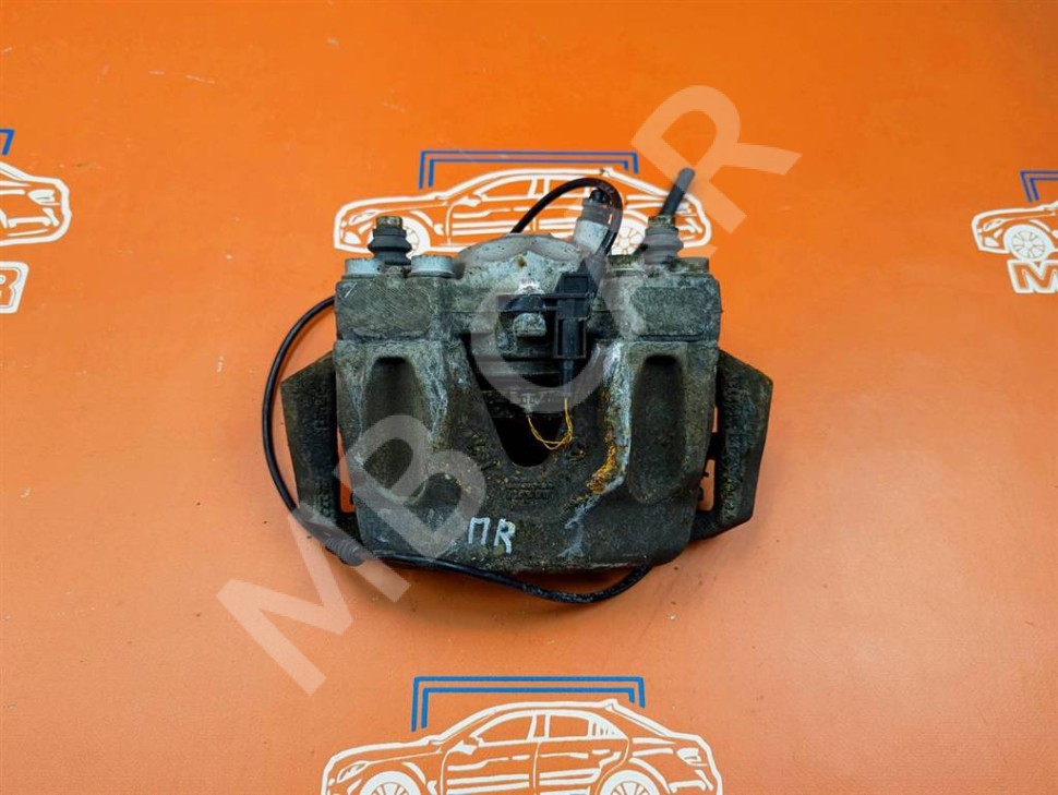 Суппорт передний правый MERCEDES-BENZ E-класс W212/S212/C207/A207 рестайлинг (2013 - 2016) фото 1 &mdash; Разборка Мерседес