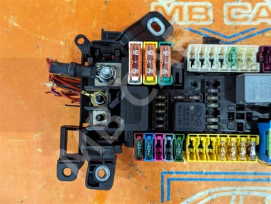 Блок предохранителей MERCEDES-BENZ B-класс W246 (2011 - 2014) — Разборка Мерседес