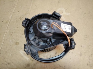 Моторчик печки MERCEDES-BENZ CLA-класс C117/X117 (2013 - 2016) — Разборка Мерседес