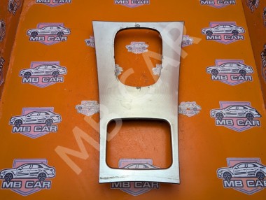 Накладка кулисы МКПП MERCEDES-BENZ C-класс W203/S203/CL203 (2000 - 2004) &mdash; Разборка Мерседес