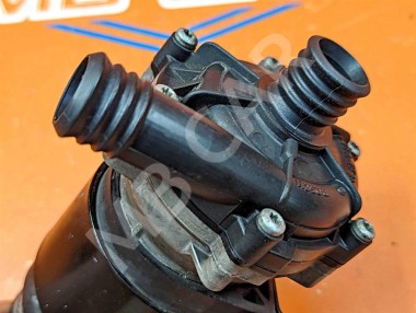 Насос циркуляционный MERCEDES-BENZ GL-класс X166 (2012 - 2016) — Разборка Мерседес