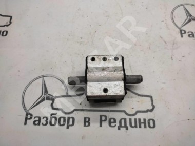 Опора КПП MERCEDES-BENZ E-класс W212/S212/C207/A207 (2009 - 2013) — Разборка Мерседес