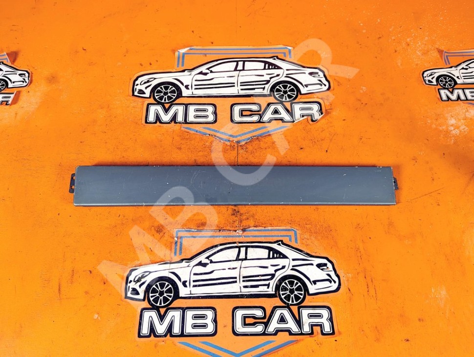 Крышка шины сдвижной двери MERCEDES-BENZ VANEO W414 (2001 - 2005) фото 1 &mdash; Разборка Мерседес