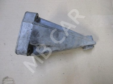 Лапа правая MERCEDES-BENZ E-класс W211/S211 (2002 - 2006) — Разборка Мерседес