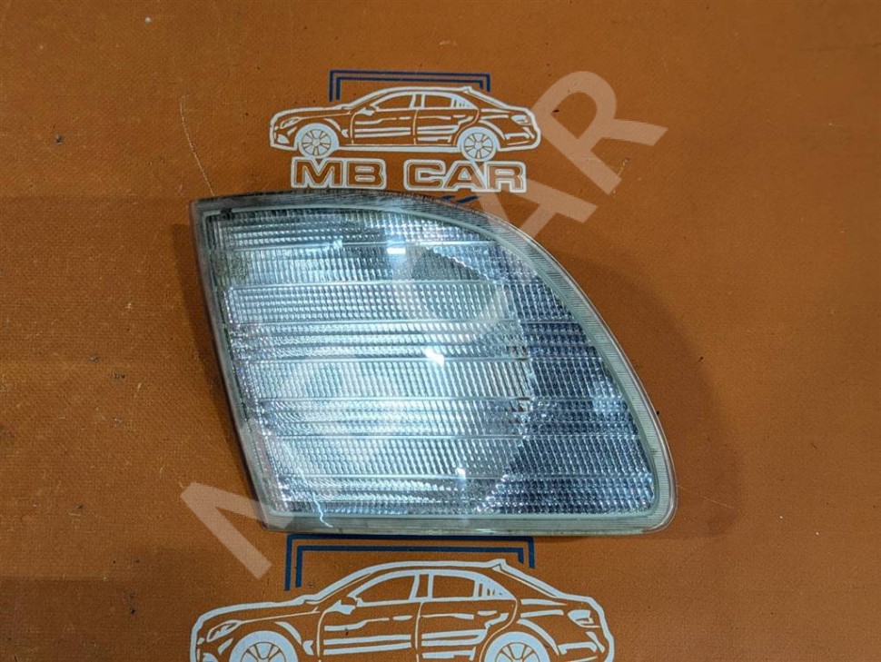 Поворотник правый MERCEDES-BENZ Vito W638 (1996 - 2003) фото 1 — Разборка Мерседес