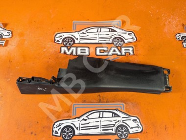 Накладка средней стойки MERCEDES-BENZ V-класс W447 (2014 - 2025) &mdash; Разборка Мерседес