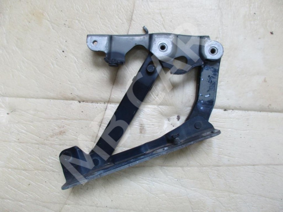 Петля капота MERCEDES-BENZ S-класс W220 (1998 - 2005) фото 1 — Разборка Мерседес