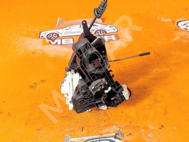 Замок двери задней левой MERCEDES-BENZ M-класс W164 рестайлинг (2008 - 2011) &mdash; Разборка Мерседес