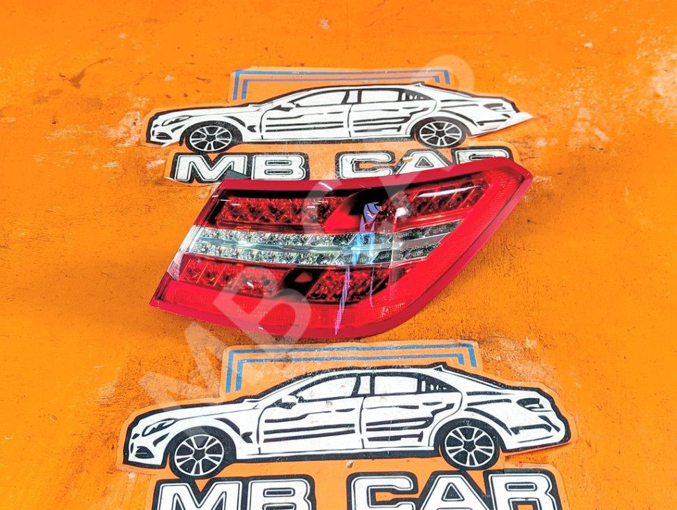 Фонарь задний правый MERCEDES-BENZ E-класс W212/S212/C207/A207 (2009 - 2013) фото 1 &mdash; Разборка Мерседес