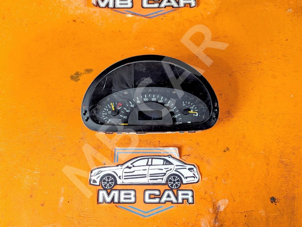 Щиток приборов MERCEDES-BENZ V-класс W639 (2003 - 2014) фото 1 &mdash; Разборка Мерседес