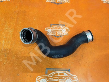 Патрубок интеркулера MERCEDES-BENZ C-класс W203/S203/CL203 (2000 - 2004) — Разборка Мерседес