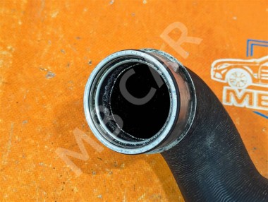 Патрубок интеркулера MERCEDES-BENZ C-класс W203/S203/CL203 (2000 - 2004) — Разборка Мерседес