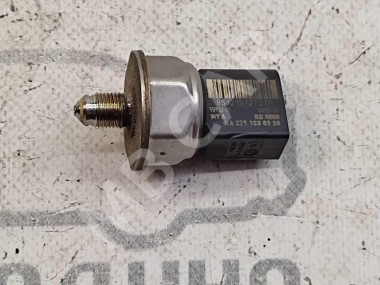 Датчик давления топлива MERCEDES-BENZ C-класс W204/S204 (2006 - 2011) — Разборка Мерседес