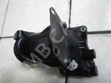 Патрубок впускного коллектора MERCEDES-BENZ E-класс W211/S211 (2002 - 2006) — Разборка Мерседес