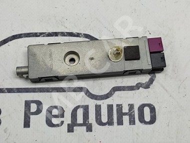 Усилитель антенны MERCEDES-BENZ C-класс W204/S204 (2006 - 2011) — Разборка Мерседес