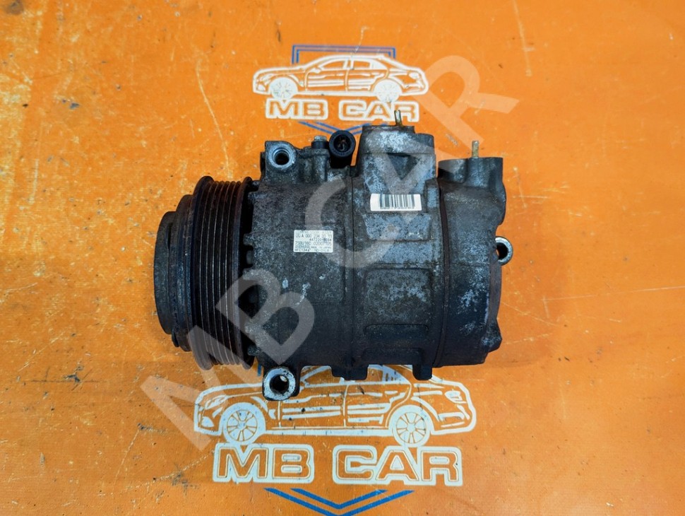 Компрессор кондиционера MERCEDES-BENZ Vito W638 (1996 - 2003) фото 1 &mdash; Разборка Мерседес