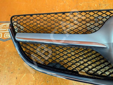 Решетка радиатора MERCEDES-BENZ E-класс W212/S212/C207/A207 рестайлинг (2013 - 2016) — Разборка Мерседес