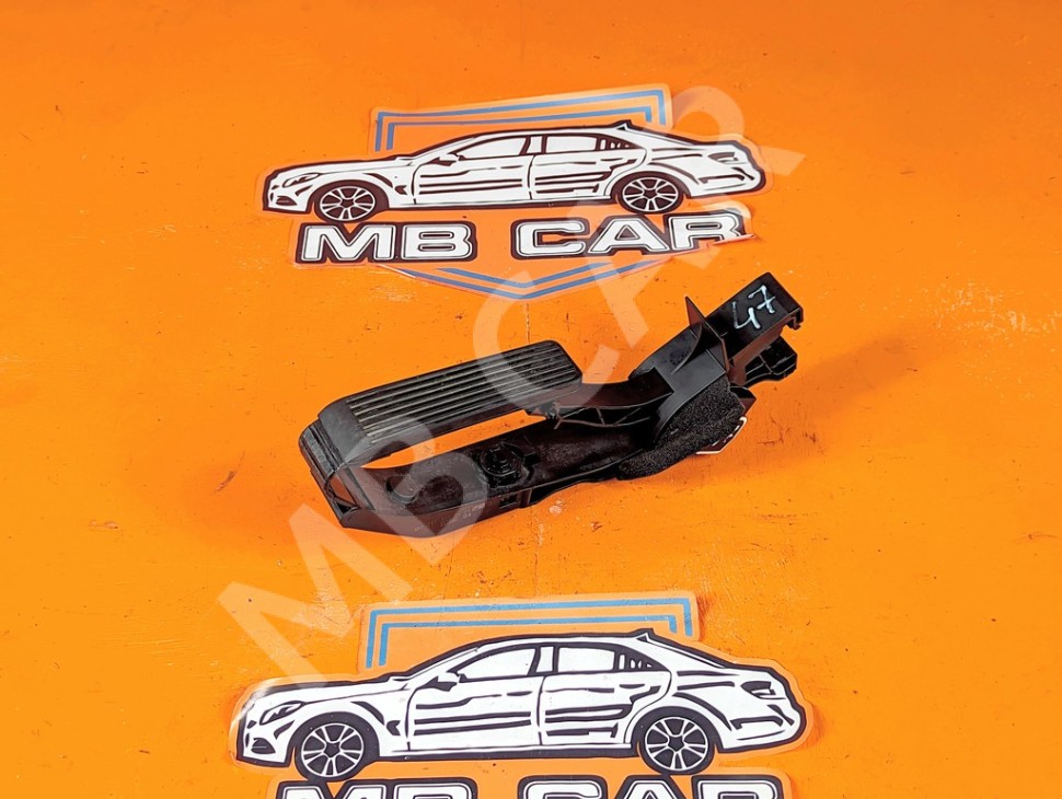 Педаль газа электронная MERCEDES-BENZ C-класс W203/S203/CL203 рестайлинг (2004 - 2008) фото 1 &mdash; Разборка Мерседес