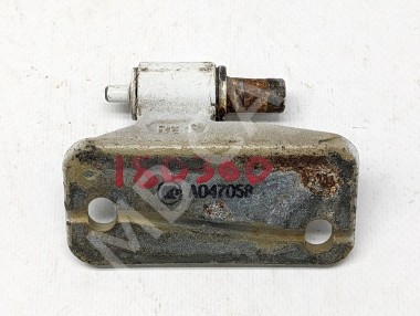 Петля двери MERCEDES-BENZ Sprinter W906 (2006 - 2019) — Разборка Мерседес