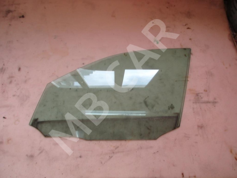 Стекло переднее левое MERCEDES-BENZ C-класс W204/S204 (2006 - 2011) фото 1 &mdash; Разборка Мерседес