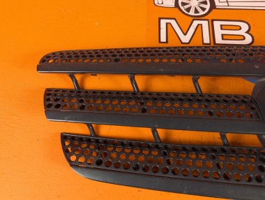 Решетка радиатора MERCEDES-BENZ M-класс W163 рестайлинг (2001 - 2005) &mdash; Разборка Мерседес