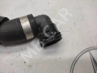 Патрубок ОЖ MERCEDES-BENZ C-класс W205/S205/C205/A205 (2014 - 2018) — Разборка Мерседес